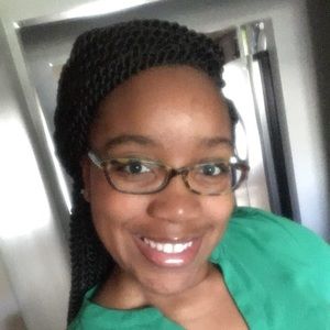 Meet your Posher, Nicole